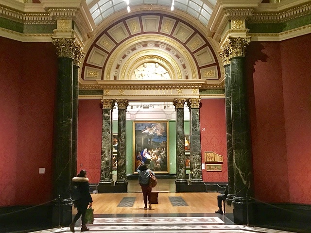 לונדון היא מרכז אמנות בינלאומי עם מבחר אינסופי של מוזיאונים וגלריות. הנשיונל גאלרי