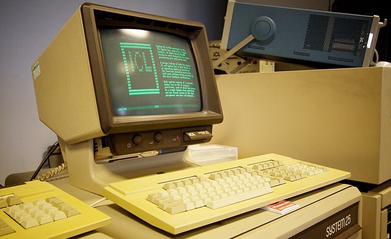 מערכת ICL 25 במוזיאון הלאומי למחשבים בלונדון