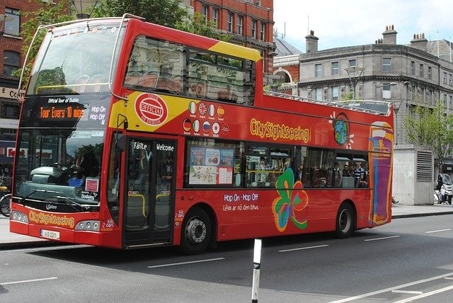 אוטובוס HIOP ON HOP OFF בלונדון