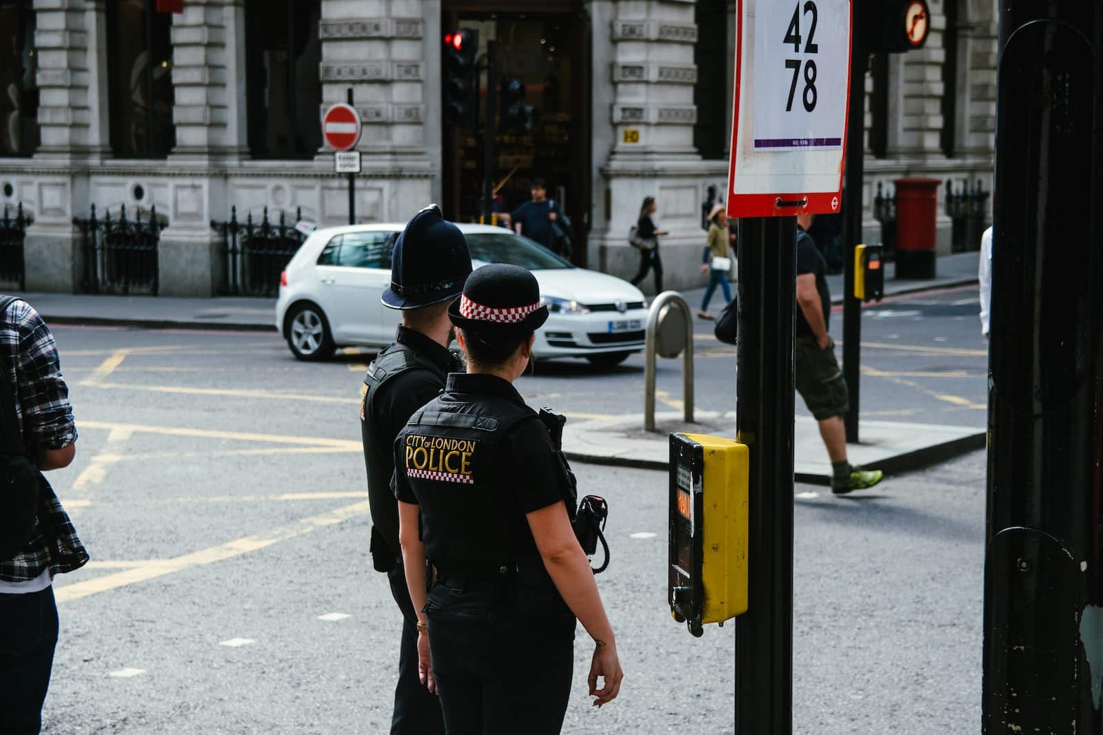 שוטרת בלונדון