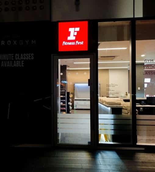 FitnessFirst - באתי מוקדם גם לכאן. תמונה: יואב אבני