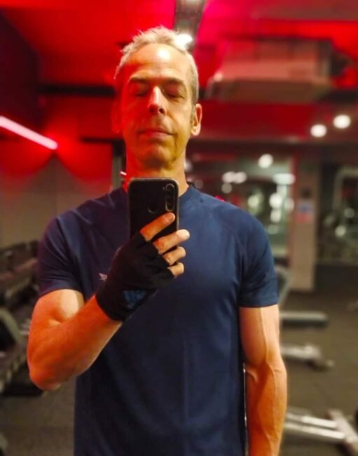 ובנימה אישית: אימון בוקר בFitness First. תמונה (ואימון): יואב אבני