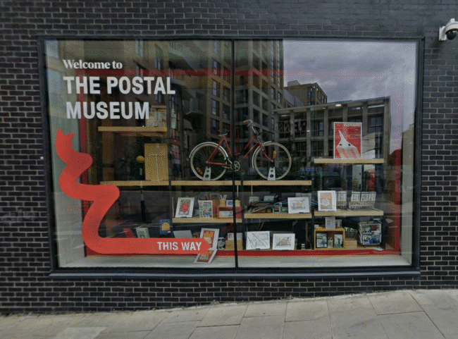 הכניסה למוזיאון הדואר לונדון