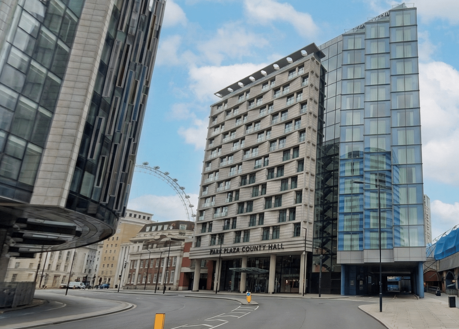 פארק פלאזה קאונטי הול לונדון